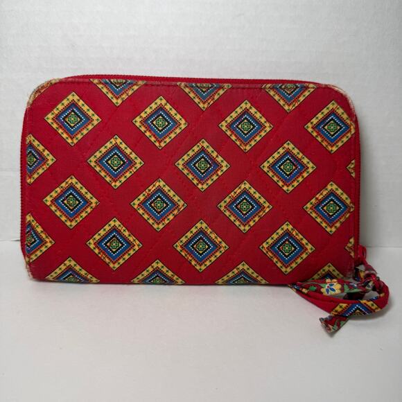 Vera Bradley Villa Red Diamond Print Zip Around Wristlet Wallet - Picture 4 of 4